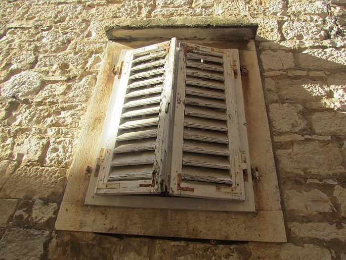 558411_2260411006134_1690608197_n_700